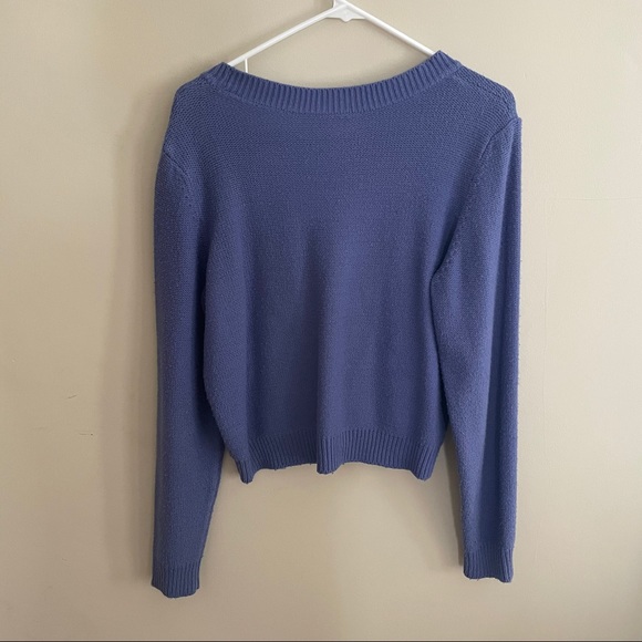 Periwinkle sweater - Picture 1 of 4